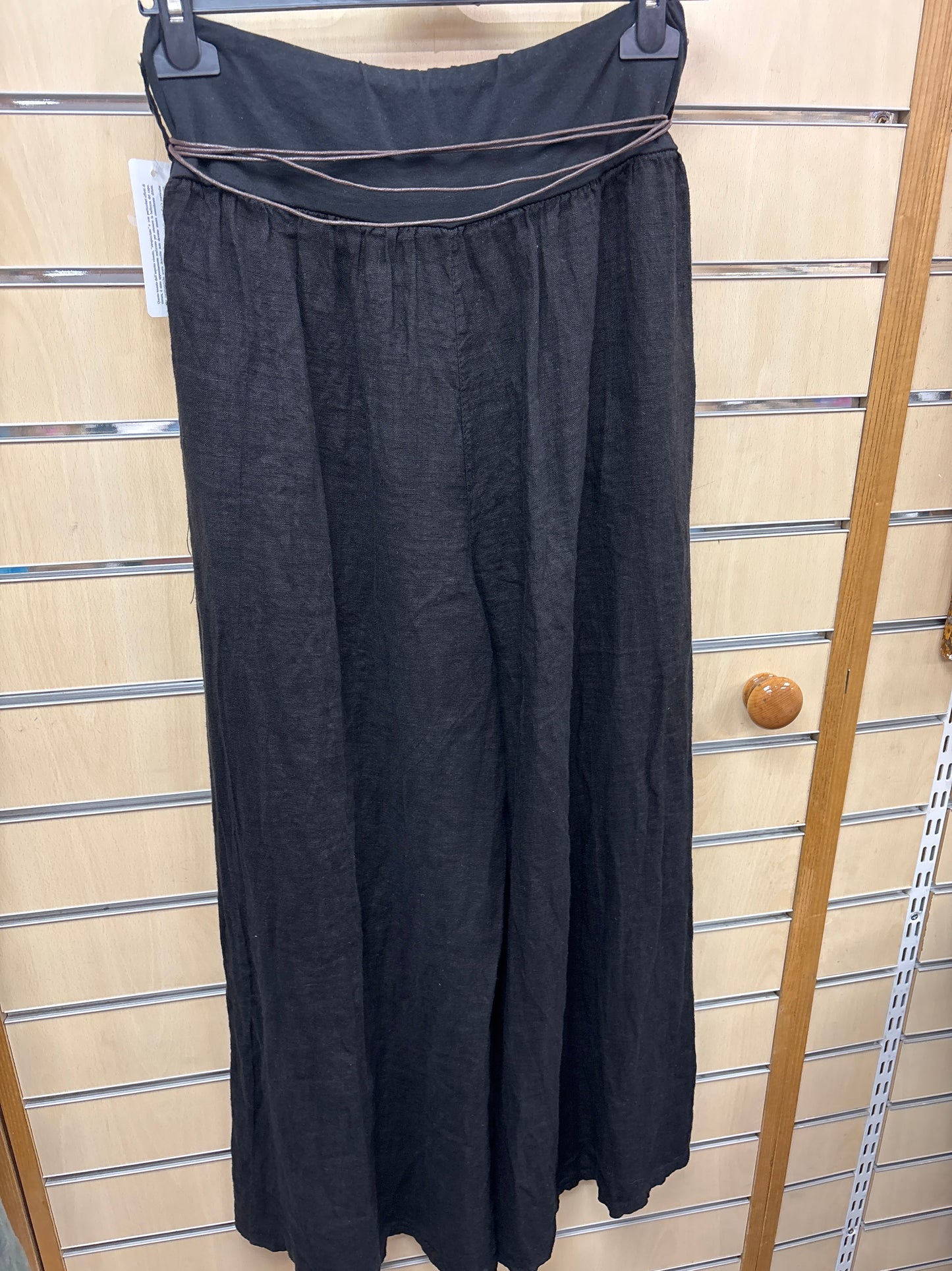 Belted Linen Trousers in Black