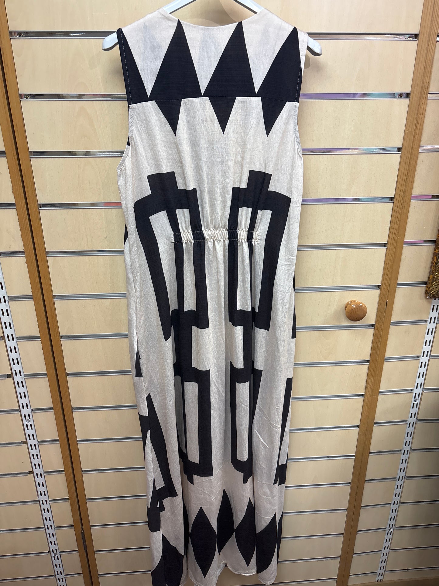 Patterned Sleeveless Maxi Dress