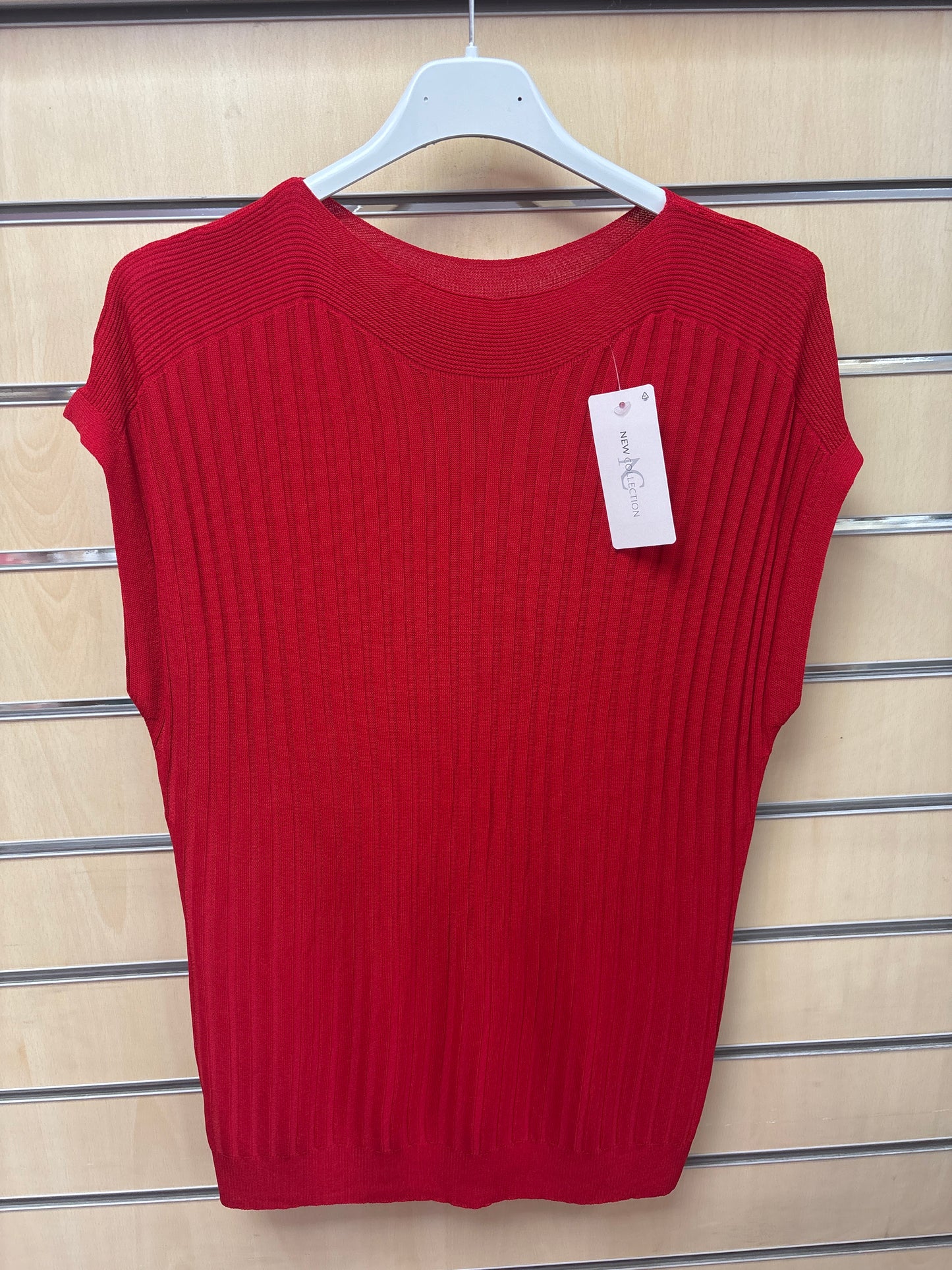 Ribbed Cap Sleeve Top in Red