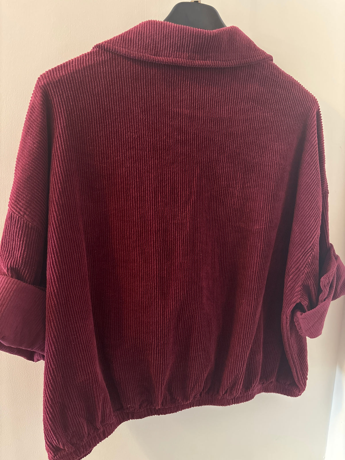 Cropped Cord Jacket with Buttons in Burgundy