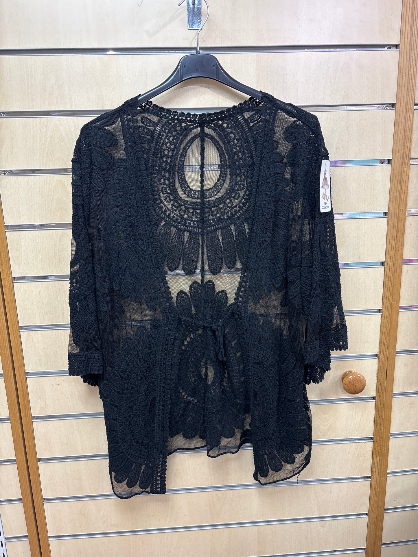 Lace Tie Up Short Kimono in black