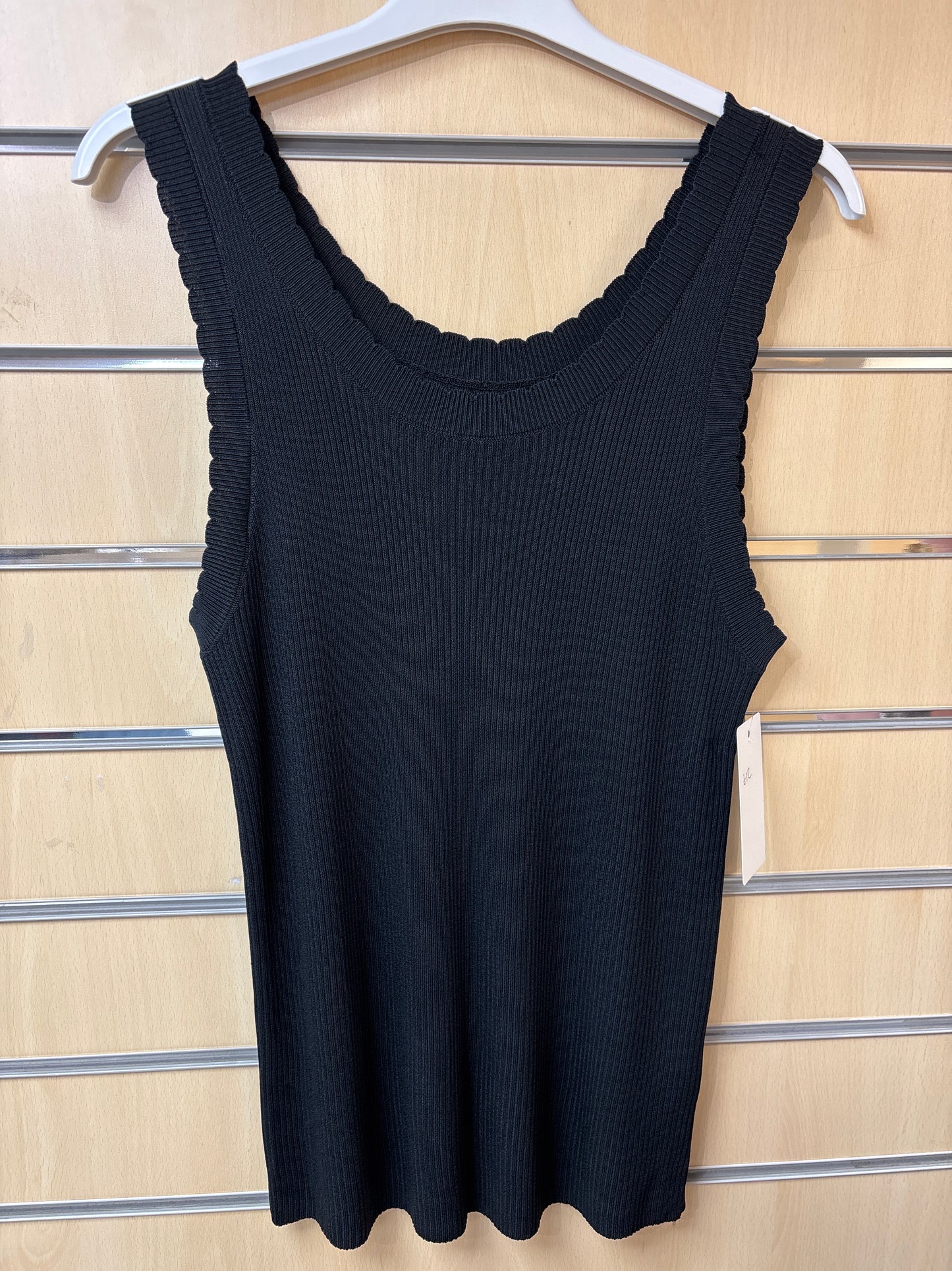 Scalloped Edge Vest in Multiple Colours