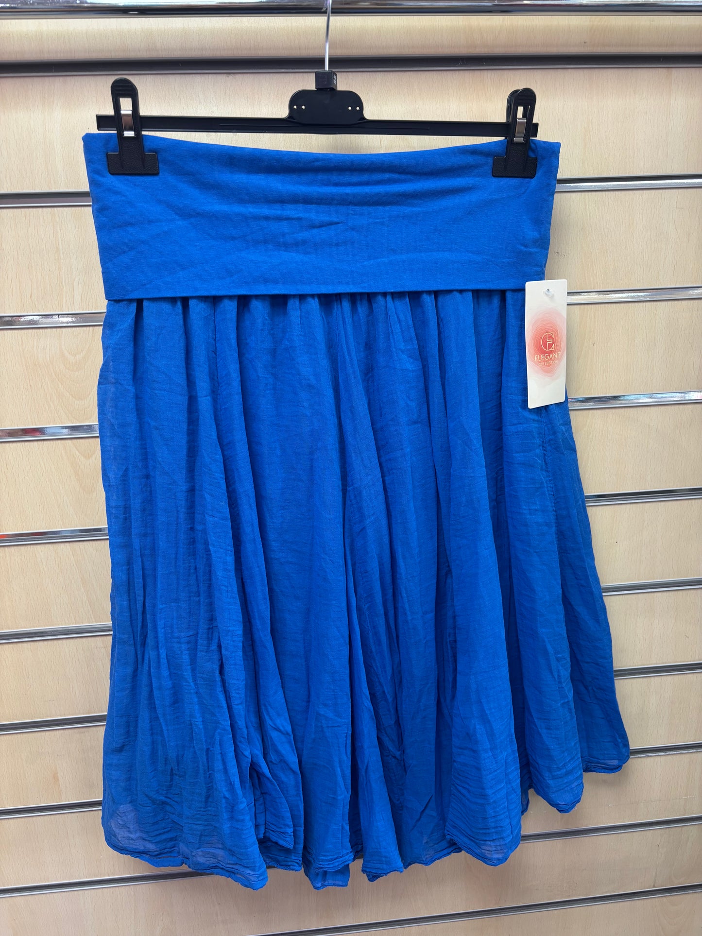 Short Cotton Skirt in Blue