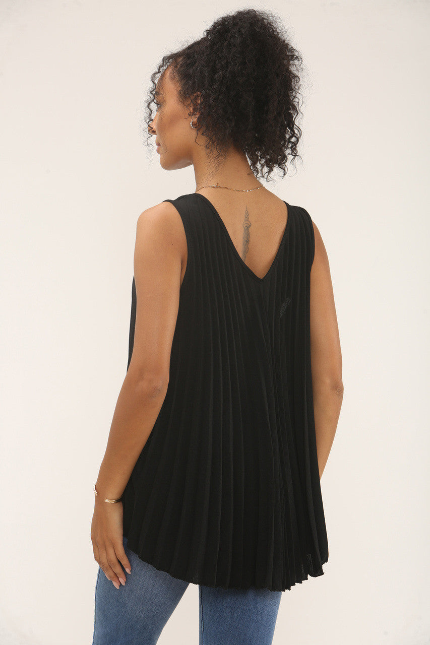 Sleeveless Pleated V Neck Top in Black