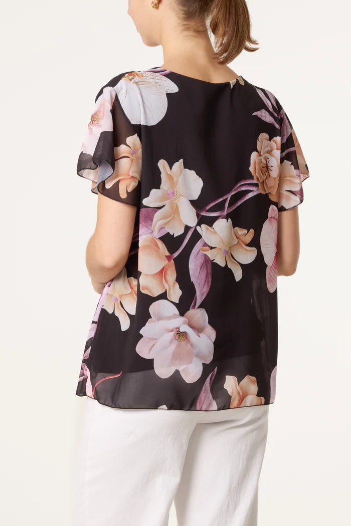 Floral Plisse Short Sleeve Blouse in Black