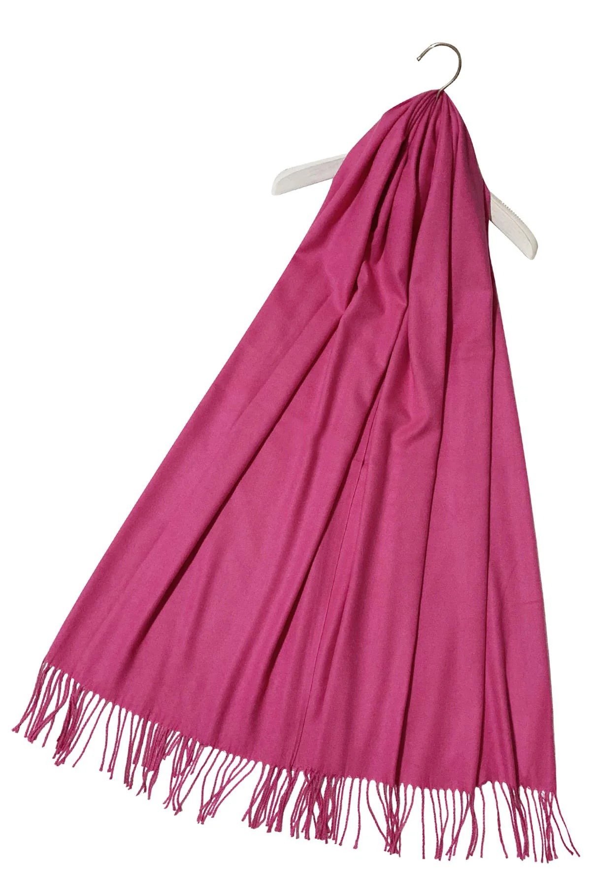 Soft Plain Cashmere Scarf in Fuchsia