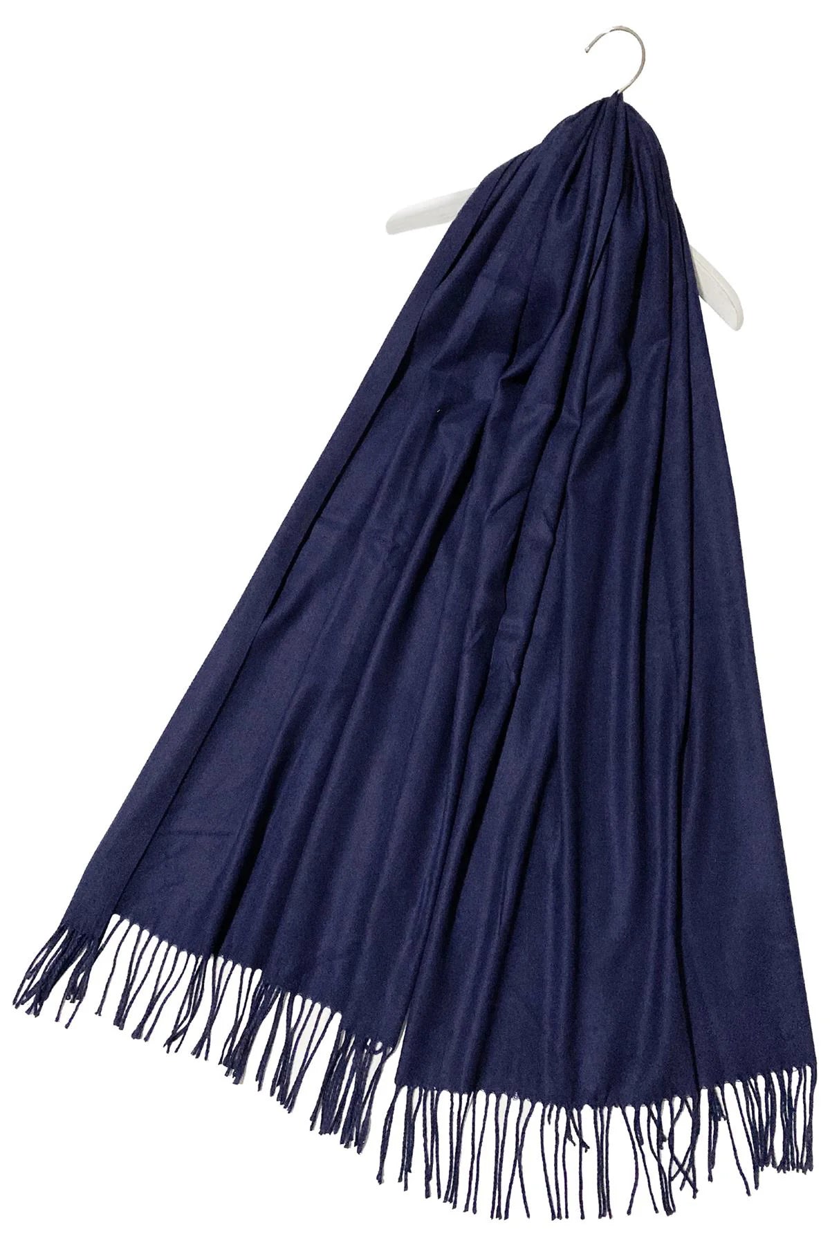 Soft Plain Cashmere Scarf in Navy
