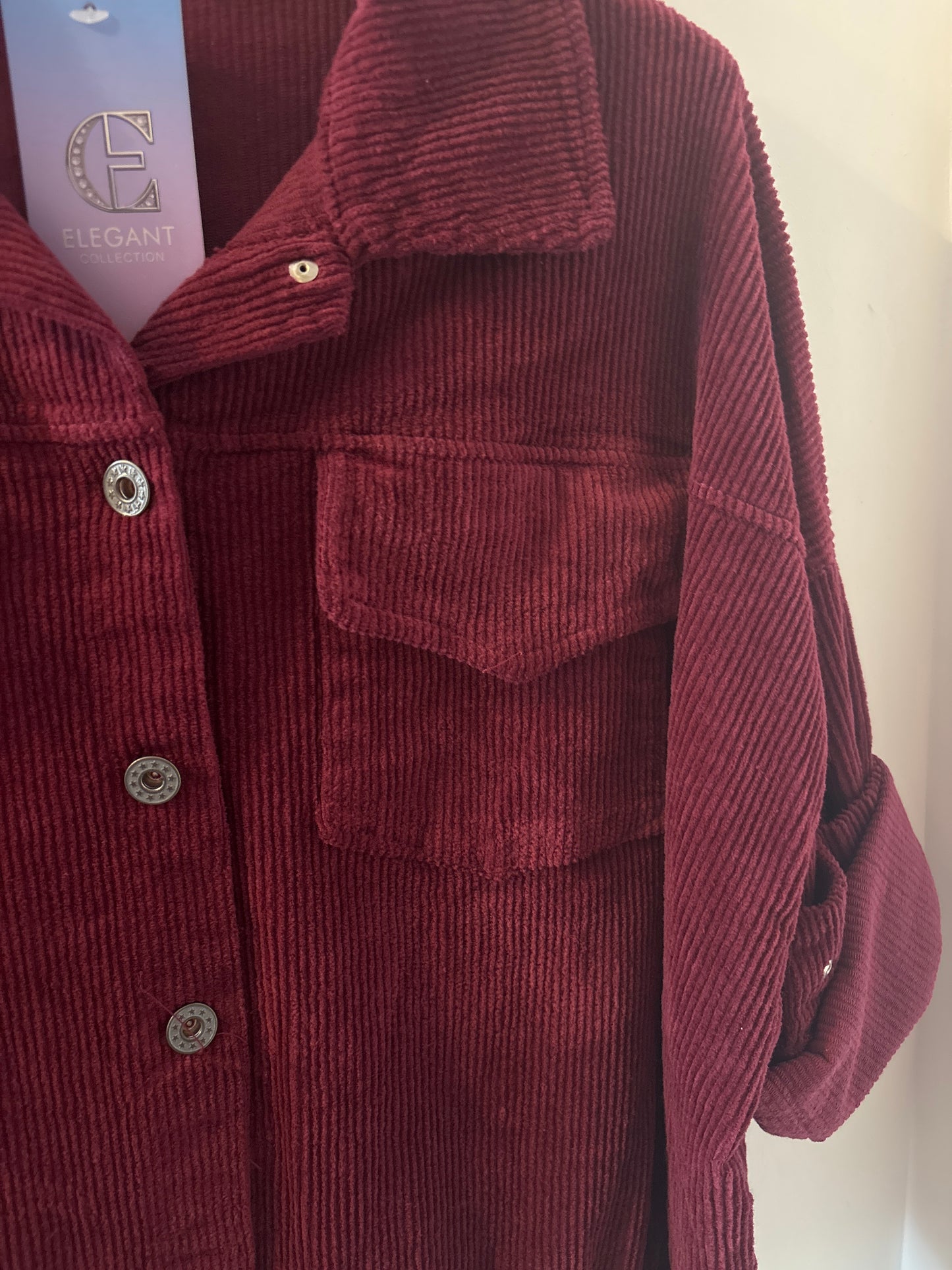 Cropped Cord Jacket with Buttons in Burgundy
