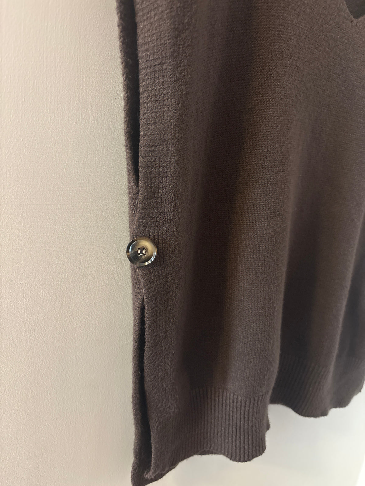 Brown V Neck Sleeveless Pullover