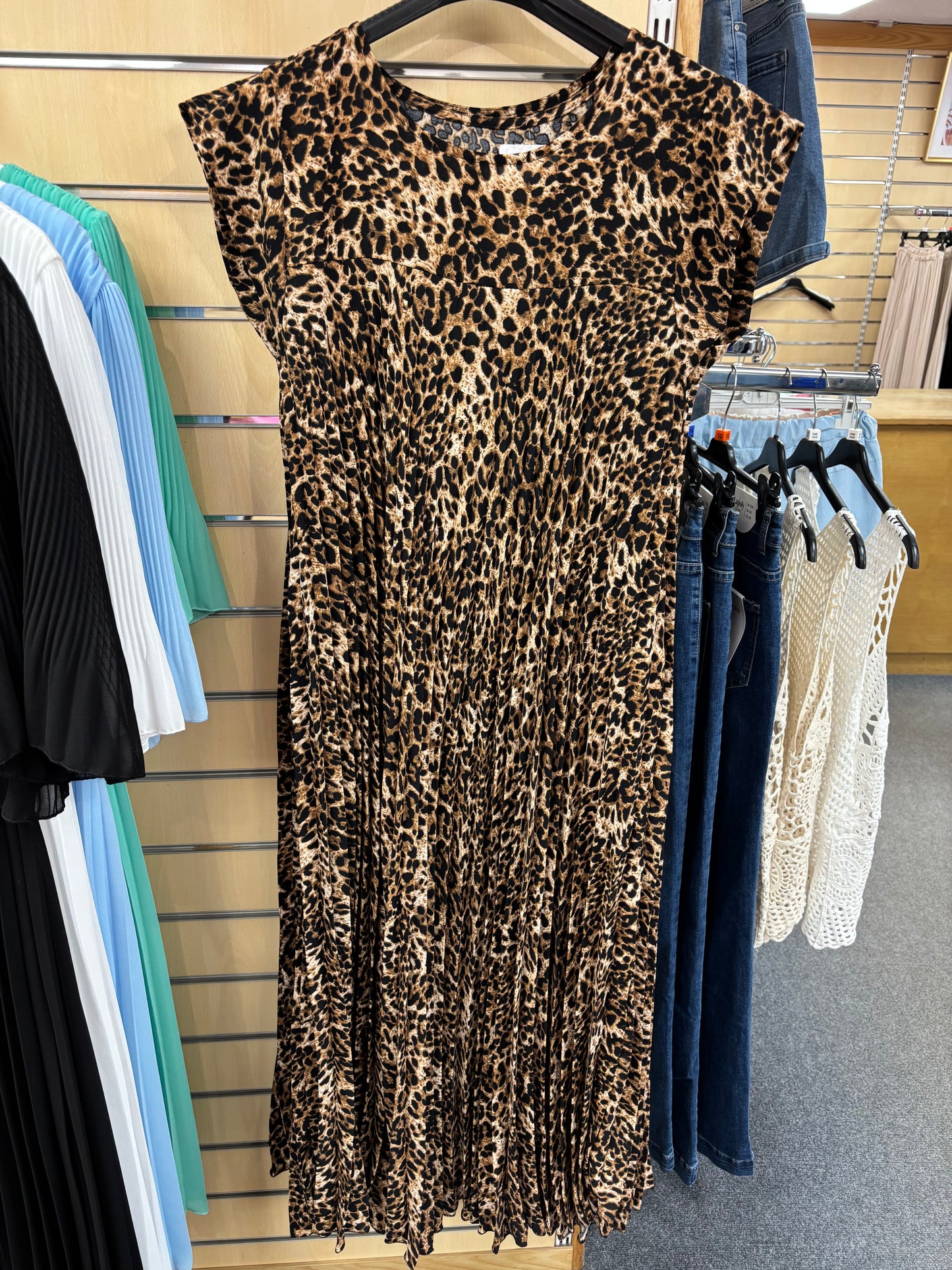 Leopard Print Pleated Midi Dress