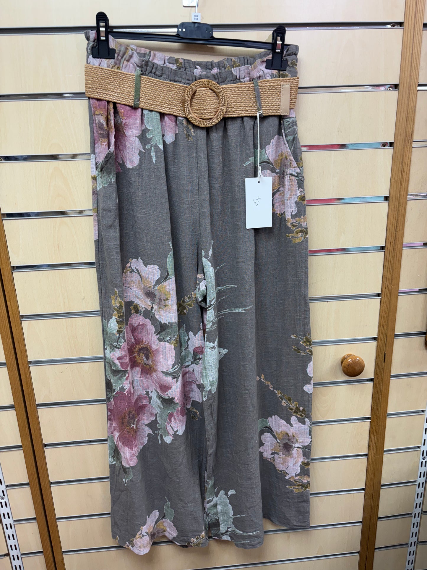 Cotton Floral Belted Set in Mocha