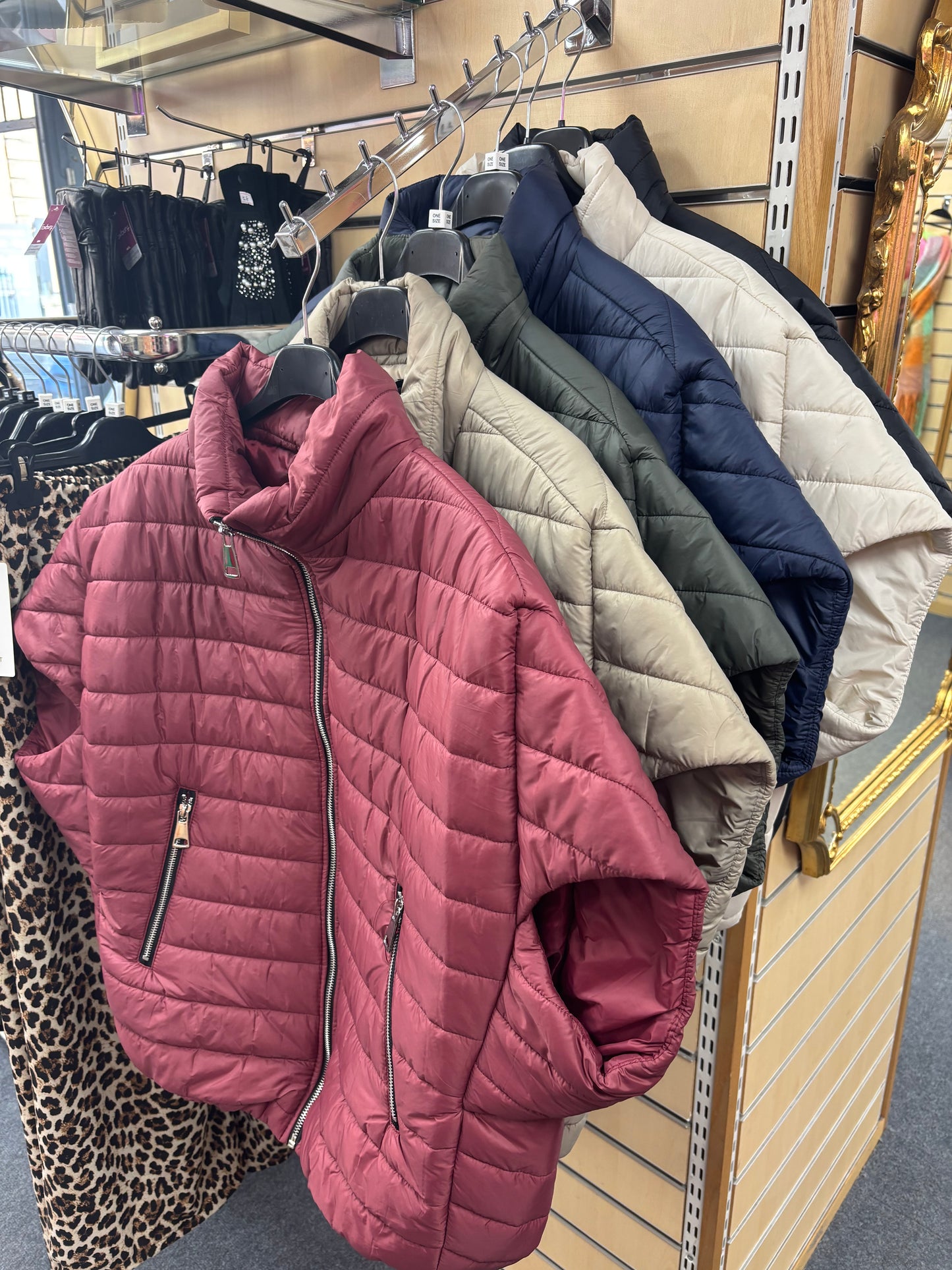 Cropped Sleeve Zip Puffer Jacket