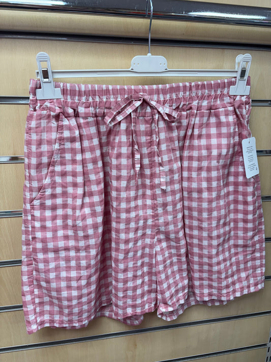 Gingham Shorts in Pink