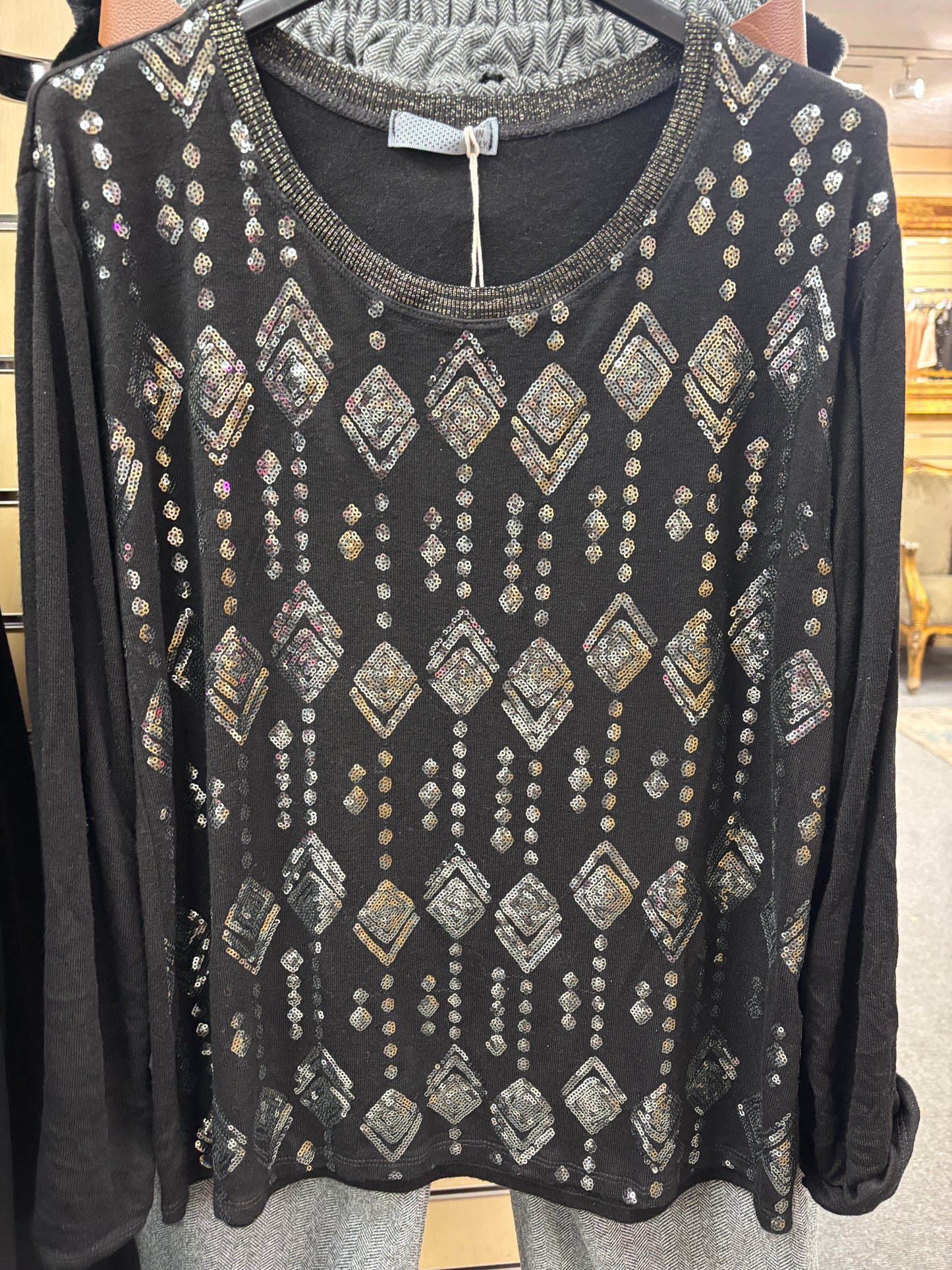 Sequin Detail Top in Black