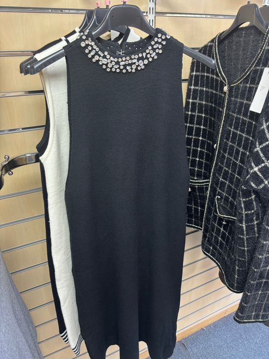 Knitted Sleeveless Dress with Diamante Collar