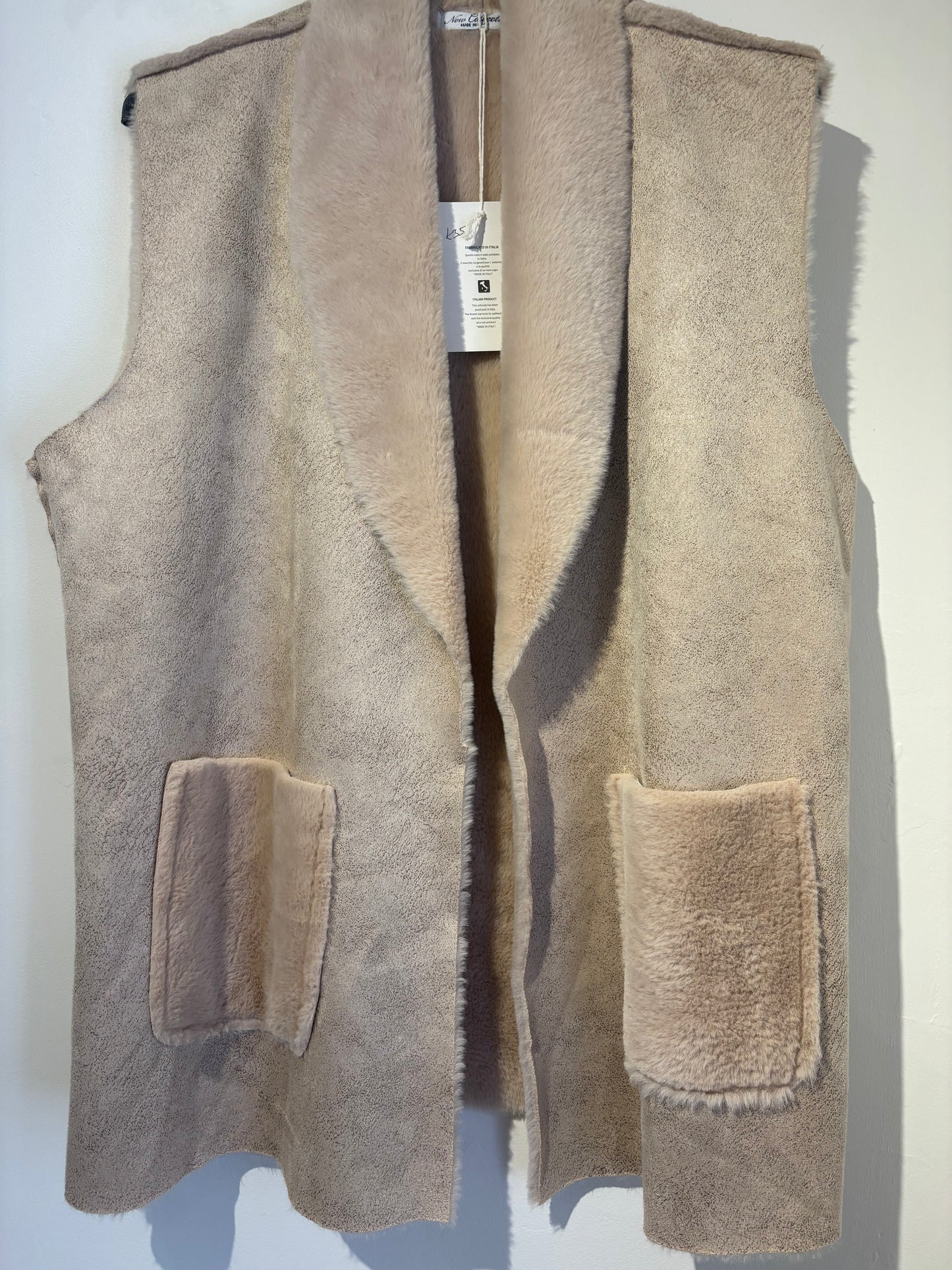 Soft Lined Gilet in Stone