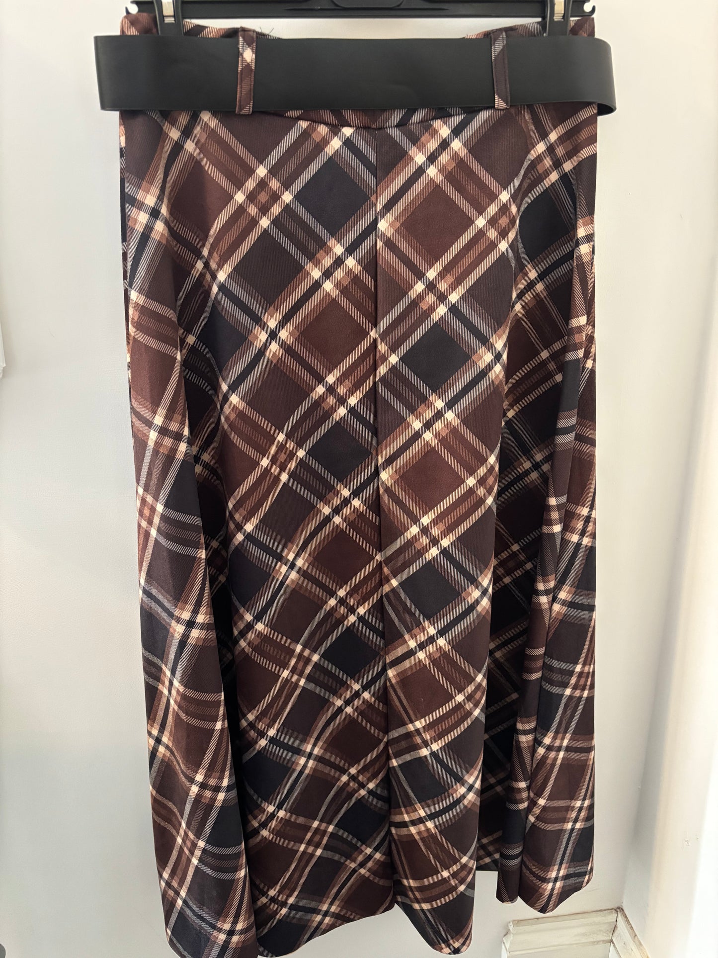Check Skirt with Belt in Brown