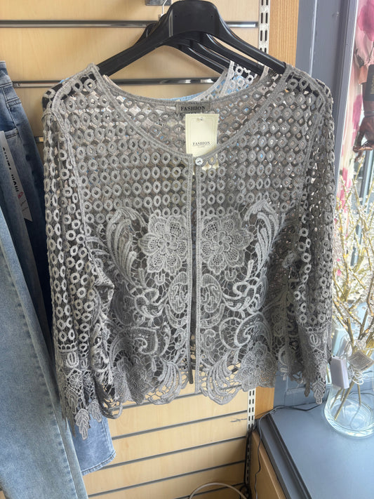 Scallop Edge Detailed Cardigan in Khaki