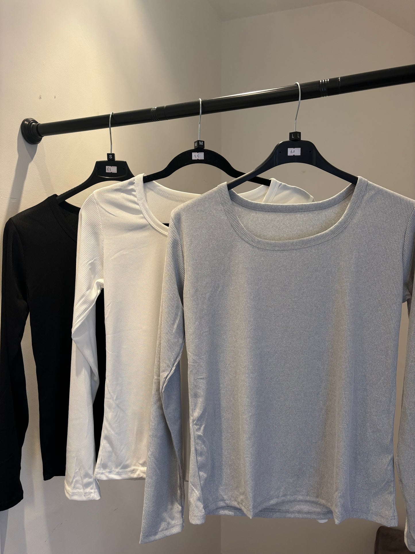Ribbed Round Neck Top in Grey