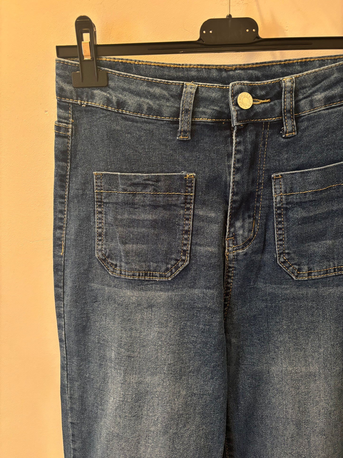 Wide Leg Pocket Jeans in Blue