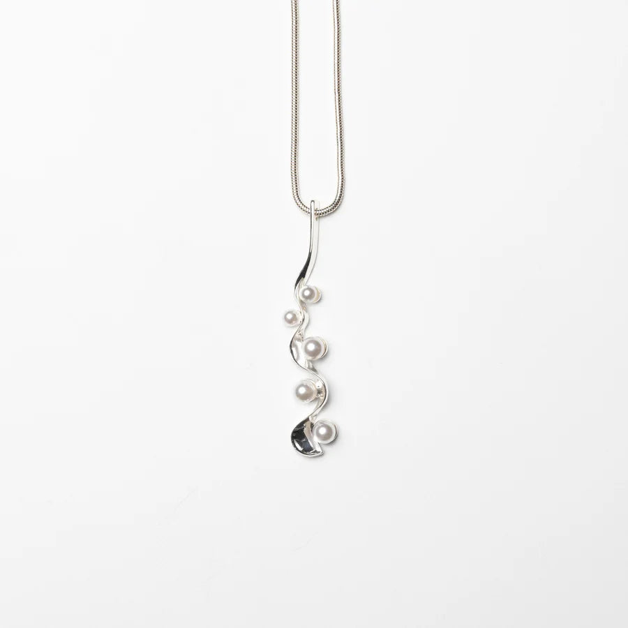 Pearls In A Wave Shape Pendant Long Necklace