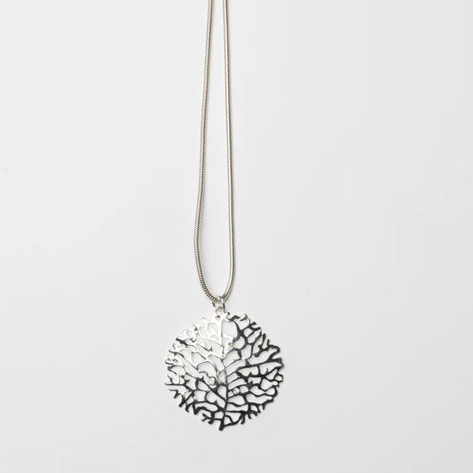 Filigree Design Pendant Long Necklace in Silver