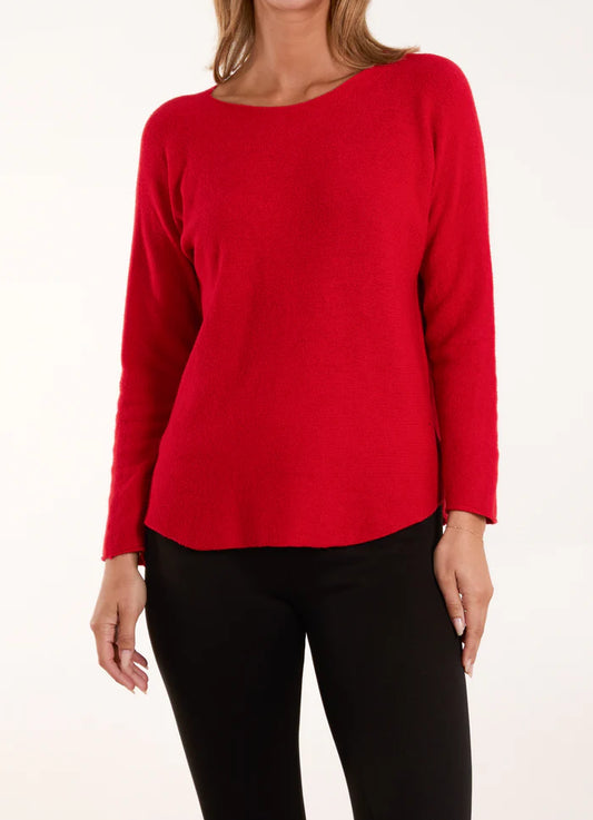 Round neck fine knit jumper in Red